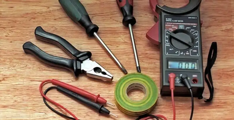 Home electrical inspection using professional testing and diagnostic tools in Cleveland, OH