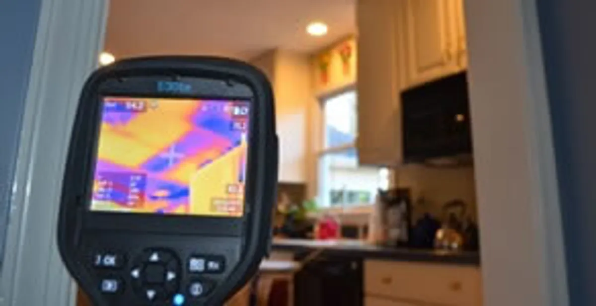 home energy audit service using thermal imaging to evaluate electrical efficiency inside a home in Cleveland, OH
